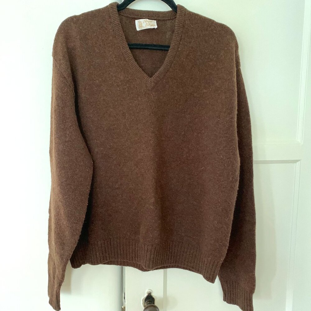 Vintage Cocoa Wool V-Neck Sweater